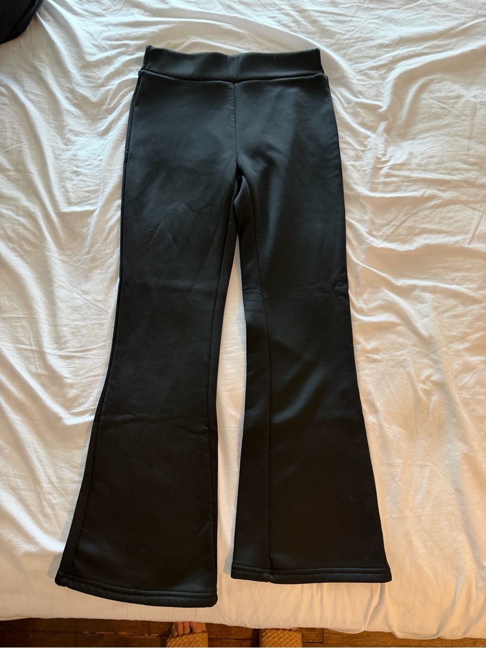 Women's Black Flare Active Leggings